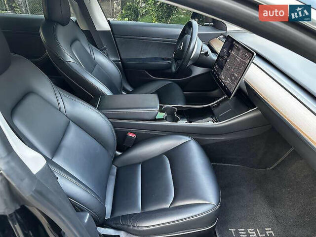 Черный Тесла Модель 3, объемом двигателя 0 л и пробегом 182 тыс. км за 15000 $, фото 11 на Automoto.ua