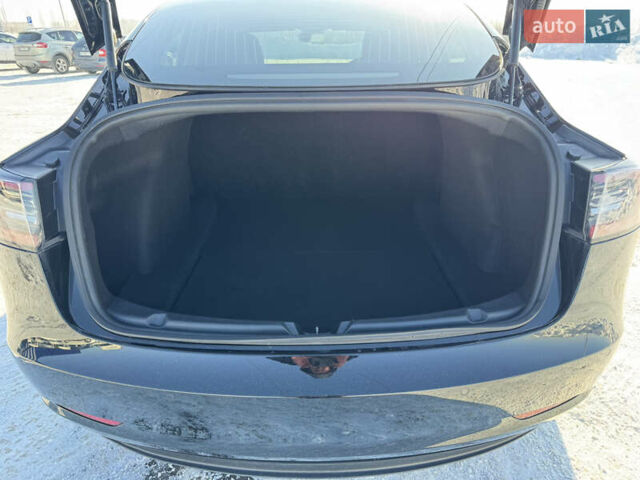Чорний Тесла Модель 3, об'ємом двигуна 0 л та пробігом 197 тис. км за 14800 $, фото 16 на Automoto.ua