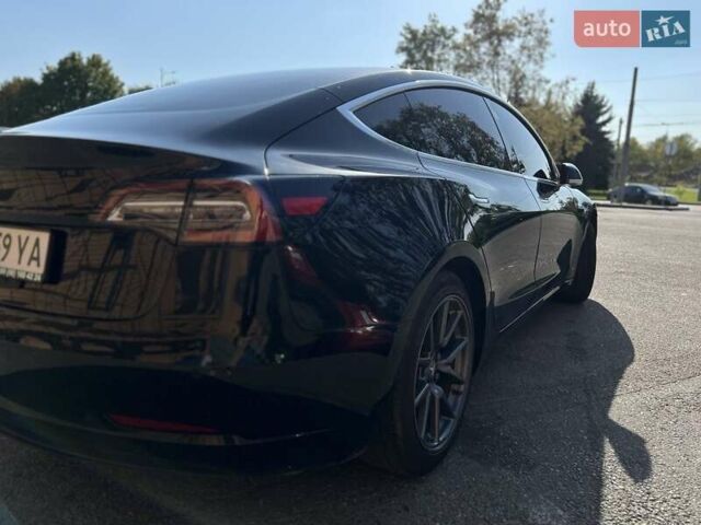 Черный Тесла Модель 3, объемом двигателя 0 л и пробегом 71 тыс. км за 18200 $, фото 7 на Automoto.ua