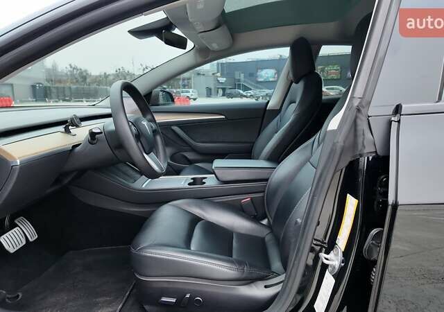 Черный Тесла Модель 3, объемом двигателя 0 л и пробегом 64 тыс. км за 22990 $, фото 14 на Automoto.ua