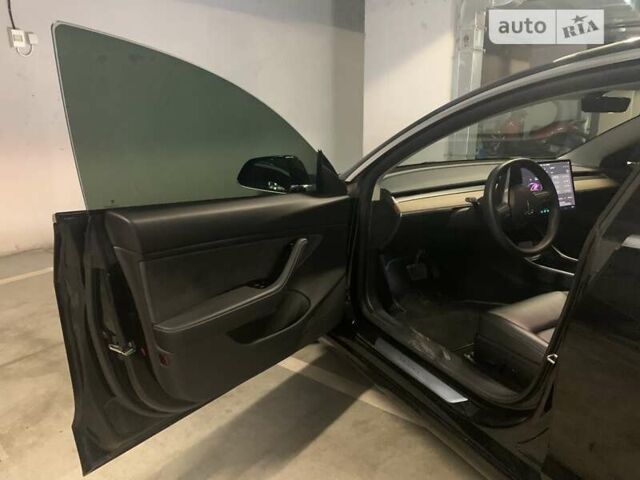 Черный Тесла Модель 3, объемом двигателя 0 л и пробегом 34 тыс. км за 28500 $, фото 27 на Automoto.ua