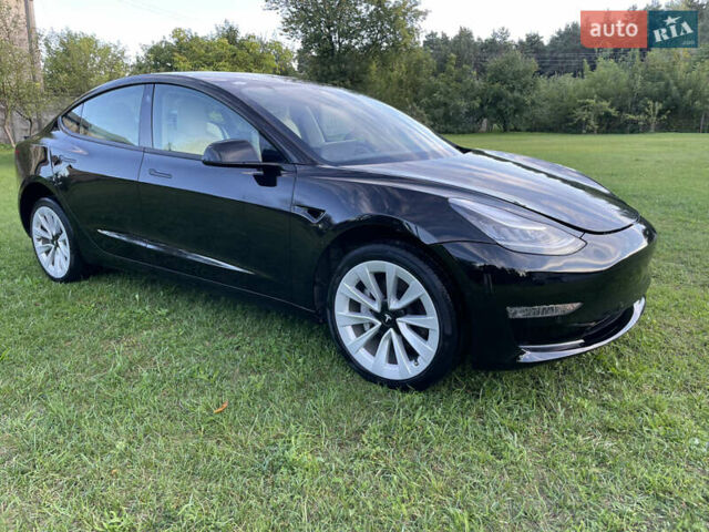 Тесла Модель 3 2020 у Бродах на Automoto.ua Чорний Тесла Модель 3, об'ємом двигуна 0 л та пробігом 69 тис. км за 12500 $, фото 4 на Automoto.ua
