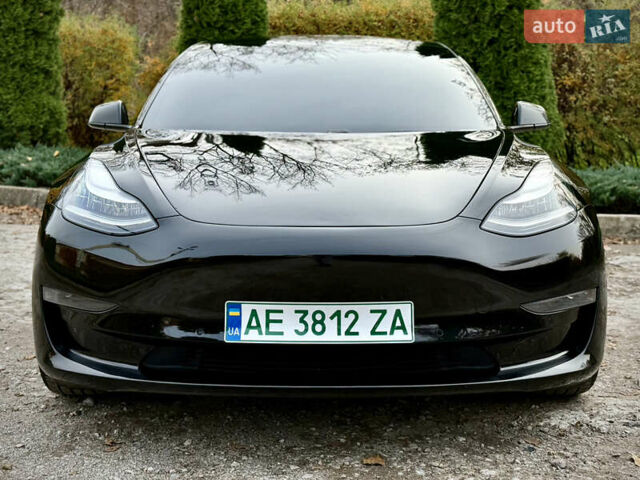 Чорний Тесла Модель 3, об'ємом двигуна 0 л та пробігом 100 тис. км за 15500 $, фото 6 на Automoto.ua