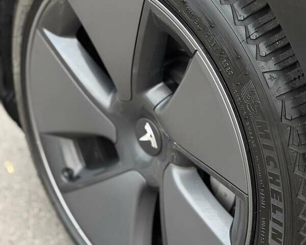 Тесла Модель 3 2020 у Києві на Automoto.ua Чорний Тесла Модель 3, об'ємом двигуна 0 л та пробігом 74 тис. км за 19000 $, фото 8 на Automoto.ua