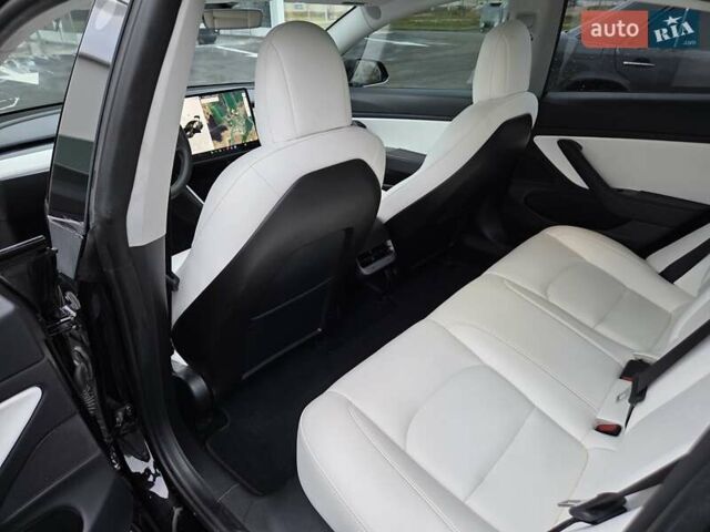 Чорний Тесла Модель 3, об'ємом двигуна 0 л та пробігом 91 тис. км за 21700 $, фото 28 на Automoto.ua