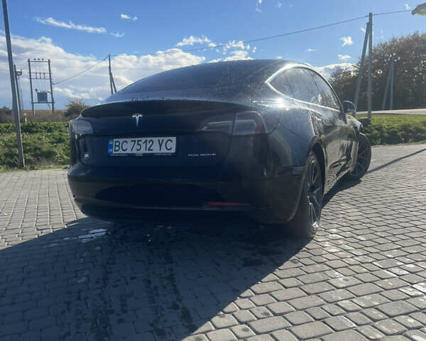 Чорний Тесла Модель 3, об'ємом двигуна 0 л та пробігом 180 тис. км за 18000 $, фото 3 на Automoto.ua