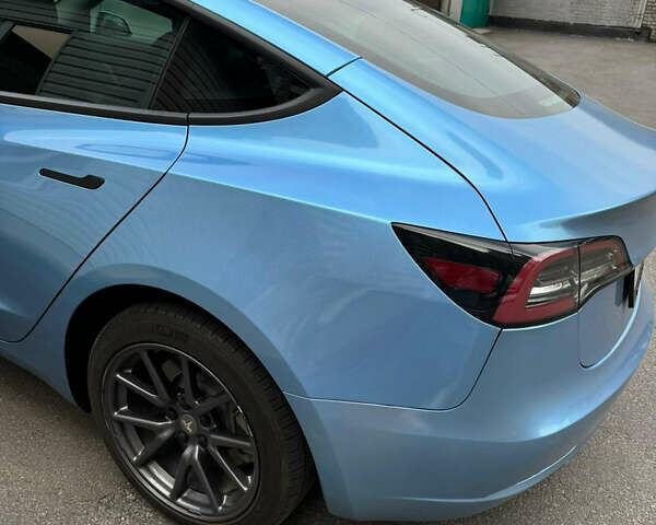 Чорний Тесла Модель 3, об'ємом двигуна 0 л та пробігом 44 тис. км за 19999 $, фото 2 на Automoto.ua