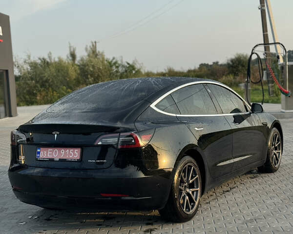 Чорний Тесла Модель 3, об'ємом двигуна 0 л та пробігом 175 тис. км за 18600 $, фото 1 на Automoto.ua