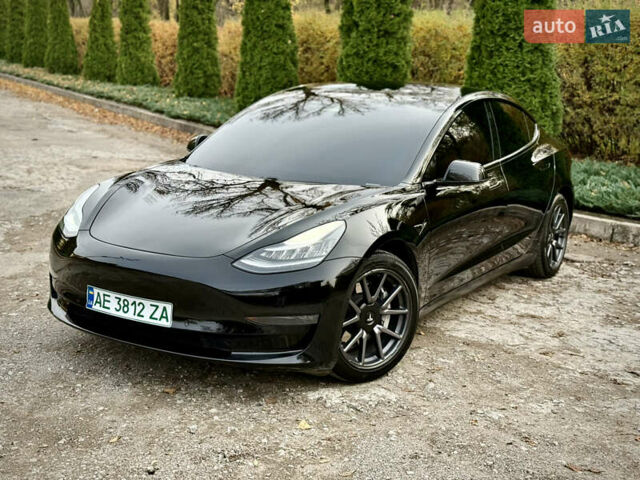 Чорний Тесла Модель 3, об'ємом двигуна 0 л та пробігом 100 тис. км за 15500 $, фото 18 на Automoto.ua