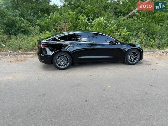 Чорний Тесла Модель 3, об'ємом двигуна 0 л та пробігом 95 тис. км за 16000 $, фото 14 на Automoto.ua