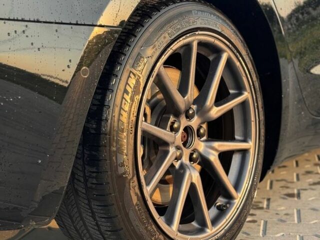 Чорний Тесла Модель 3, об'ємом двигуна 0 л та пробігом 180 тис. км за 17300 $, фото 5 на Automoto.ua