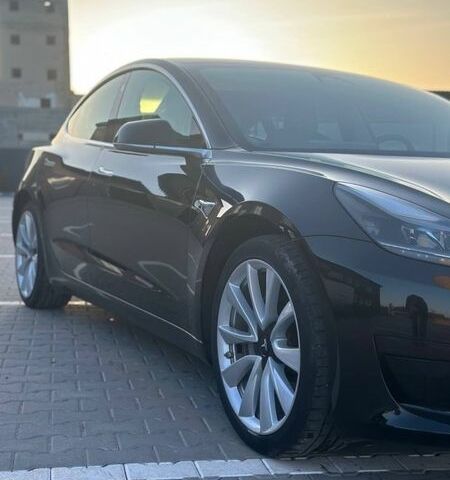 Черный Тесла Модель 3, объемом двигателя 0 л и пробегом 138 тыс. км за 17100 $, фото 10 на Automoto.ua