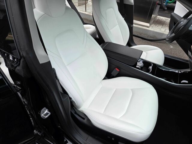 Чорний Тесла Модель 3, об'ємом двигуна 0 л та пробігом 91 тис. км за 20900 $, фото 12 на Automoto.ua