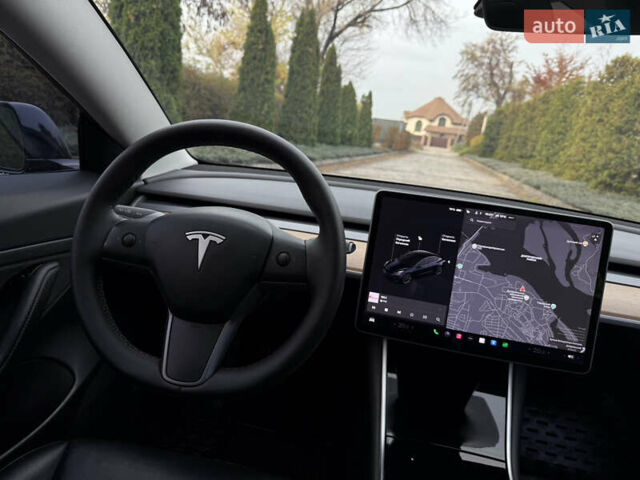 Чорний Тесла Модель 3, об'ємом двигуна 0 л та пробігом 100 тис. км за 15500 $, фото 47 на Automoto.ua