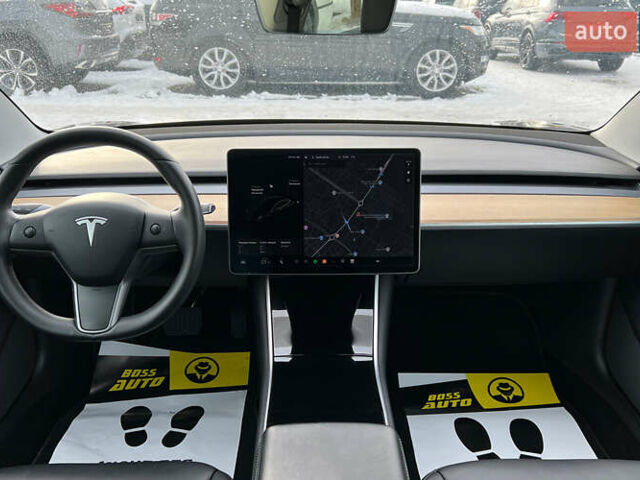 Черный Тесла Модель 3, объемом двигателя 0 л и пробегом 50 тыс. км за 18650 $, фото 14 на Automoto.ua
