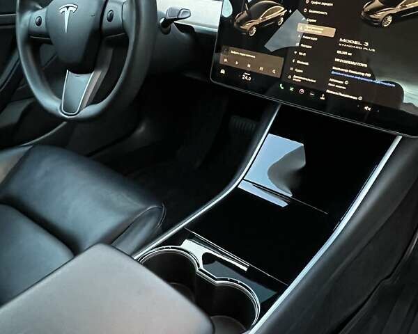 Черный Тесла Модель 3, объемом двигателя 0 л и пробегом 130 тыс. км за 22000 $, фото 8 на Automoto.ua