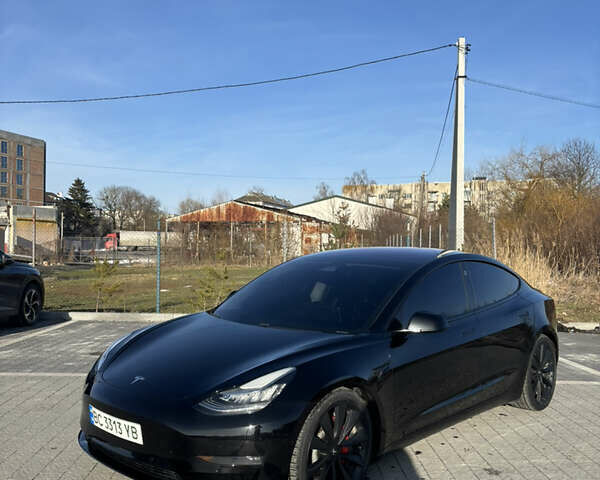 Черный Тесла Модель 3, объемом двигателя 0 л и пробегом 112 тыс. км за 20000 $, фото 2 на Automoto.ua