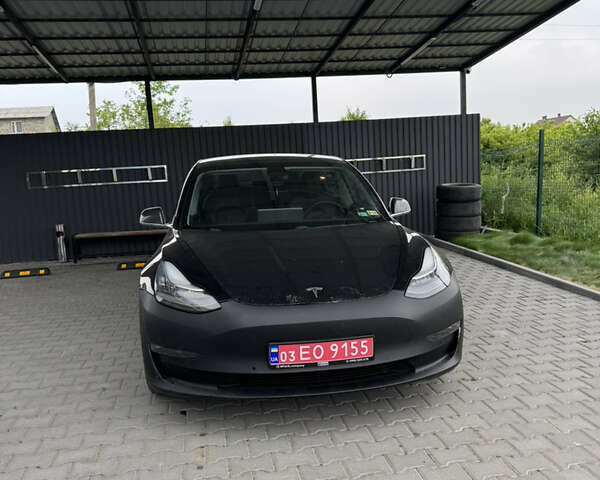 Черный Тесла Модель 3, объемом двигателя 0 л и пробегом 170 тыс. км за 14999 $, фото 4 на Automoto.ua
