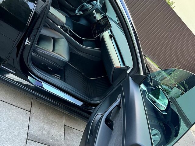 Чорний Тесла Модель 3, об'ємом двигуна 0 л та пробігом 130 тис. км за 19800 $, фото 7 на Automoto.ua