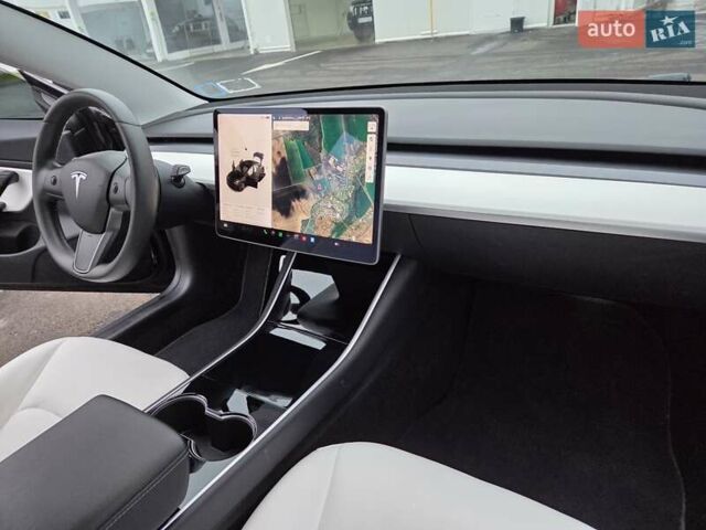 Чорний Тесла Модель 3, об'ємом двигуна 0 л та пробігом 91 тис. км за 21700 $, фото 36 на Automoto.ua