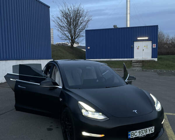 Чорний Тесла Модель 3, об'ємом двигуна 0 л та пробігом 103 тис. км за 19000 $, фото 45 на Automoto.ua