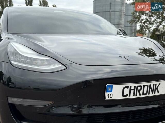 Тесла Модель 3 2020 у Києві на Automoto.ua Чорний Тесла Модель 3, об'ємом двигуна 0 л та пробігом 158 тис. км за 19599 $, фото 2 на Automoto.ua