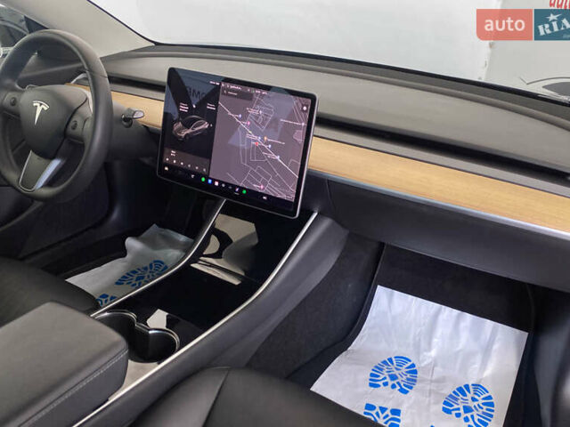 Тесла Модель 3 2020 в Львове на Automoto.ua Черный Тесла Модель 3, объемом двигателя 0 л и пробегом 50 тыс. км за 21950 $, фото 12 на Automoto.ua