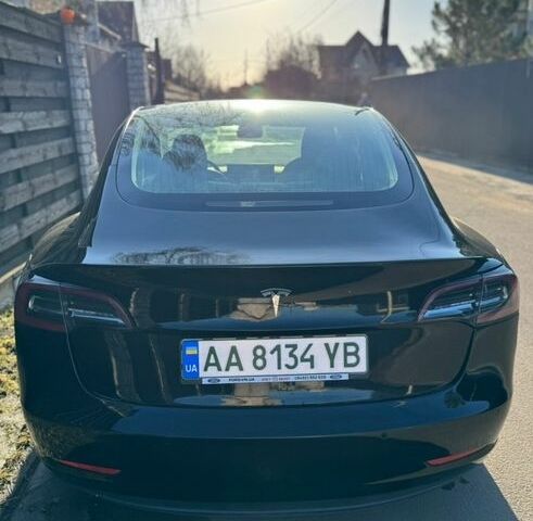 Черный Тесла Модель 3, объемом двигателя 0 л и пробегом 34 тыс. км за 16999 $, фото 6 на Automoto.ua