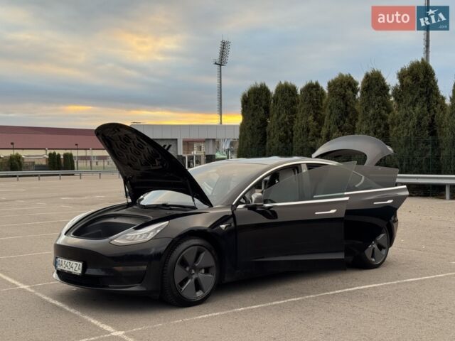 Черный Тесла Модель 3, объемом двигателя 0 л и пробегом 91 тыс. км за 15299 $, фото 9 на Automoto.ua
