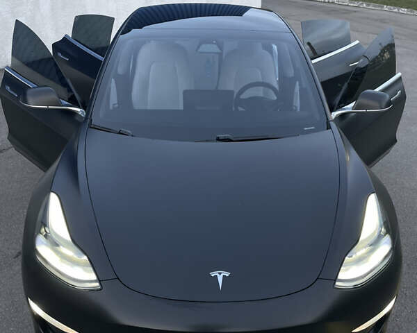 Чорний Тесла Модель 3, об'ємом двигуна 0 л та пробігом 103 тис. км за 19000 $, фото 25 на Automoto.ua