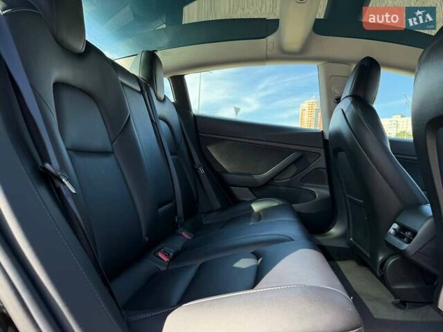 Черный Тесла Модель 3, объемом двигателя 0 л и пробегом 89 тыс. км за 15990 $, фото 10 на Automoto.ua