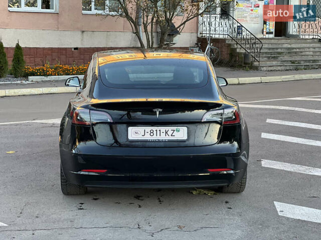 Черный Тесла Модель 3, объемом двигателя 0 л и пробегом 150 тыс. км за 18500 $, фото 4 на Automoto.ua