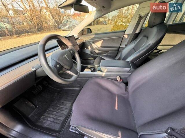 Черный Тесла Модель 3, объемом двигателя 0 л и пробегом 80 тыс. км за 15950 $, фото 24 на Automoto.ua