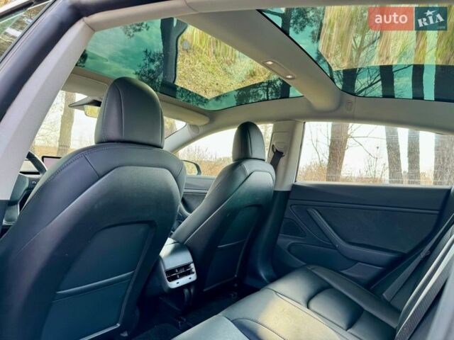 Черный Тесла Модель 3, объемом двигателя 0 л и пробегом 81 тыс. км за 13999 $, фото 28 на Automoto.ua