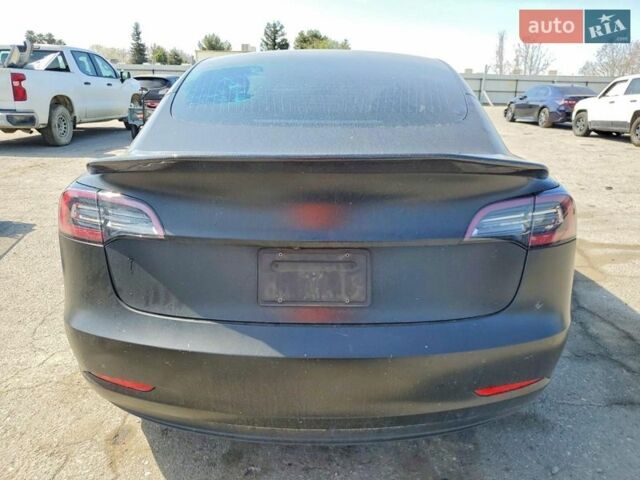 Черный Тесла Модель 3, объемом двигателя 0 л и пробегом 125 тыс. км за 4600 $, фото 5 на Automoto.ua