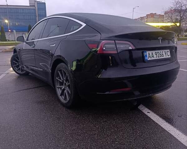 Черный Тесла Модель 3, объемом двигателя 0 л и пробегом 80 тыс. км за 15999 $, фото 9 на Automoto.ua