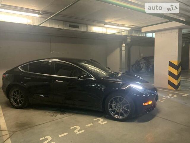 Черный Тесла Модель 3, объемом двигателя 0 л и пробегом 34 тыс. км за 28500 $, фото 44 на Automoto.ua