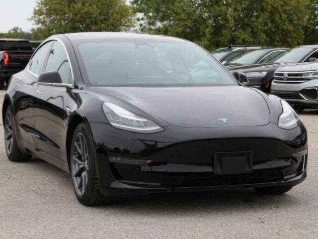 Тесла Модель 3 2020 у Києві на Automoto.ua Чорний Тесла Модель 3, об'ємом двигуна 0 л та пробігом 36 тис. км за 11700 $, фото 2 на Automoto.ua