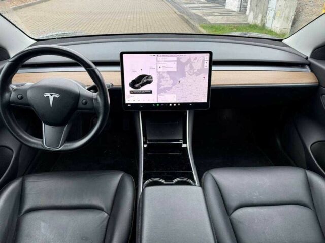 Чорний Тесла Модель 3, об'ємом двигуна 0 л та пробігом 67 тис. км за 9900 $, фото 14 на Automoto.ua