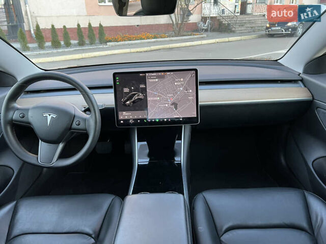 Черный Тесла Модель 3, объемом двигателя 0 л и пробегом 150 тыс. км за 18500 $, фото 52 на Automoto.ua