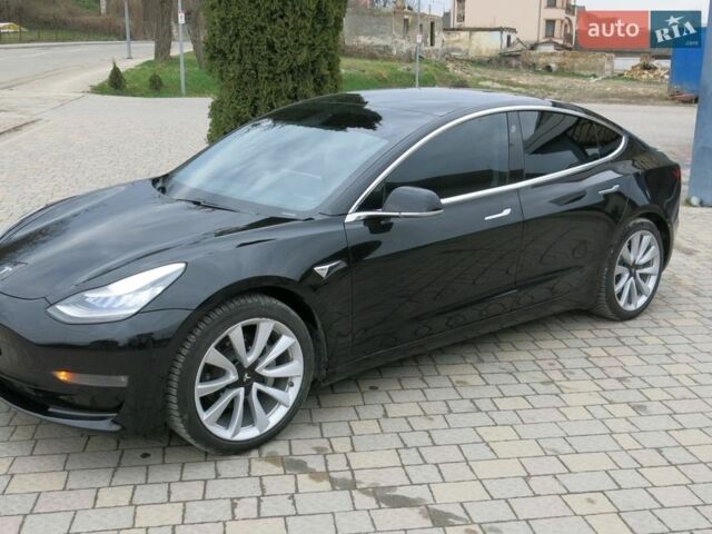 Черный Тесла Модель 3, объемом двигателя 0 л и пробегом 125 тыс. км за 17599 $, фото 7 на Automoto.ua