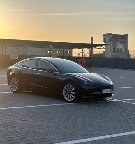 Черный Тесла Модель 3, объемом двигателя 0 л и пробегом 138 тыс. км за 17100 $, фото 11 на Automoto.ua