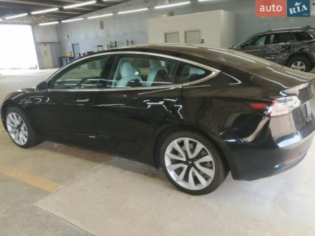 Чорний Тесла Модель 3, об'ємом двигуна 0 л та пробігом 77 тис. км за 18500 $, фото 1 на Automoto.ua