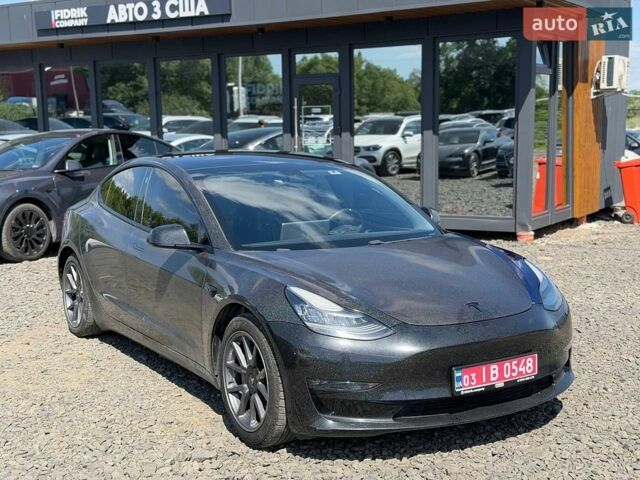 Черный Тесла Модель 3, объемом двигателя 0 л и пробегом 204 тыс. км за 12600 $, фото 1 на Automoto.ua