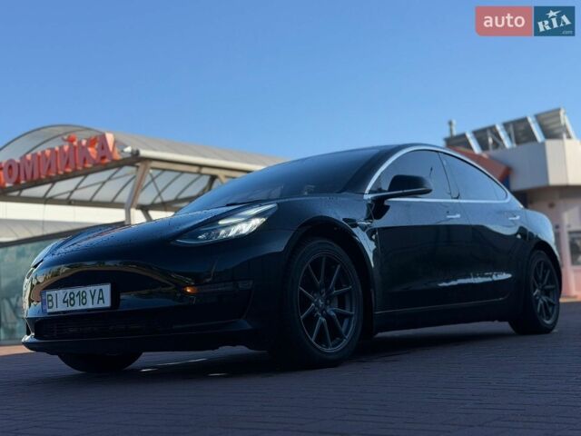 Чорний Тесла Модель 3, об'ємом двигуна 0 л та пробігом 197 тис. км за 16500 $, фото 5 на Automoto.ua