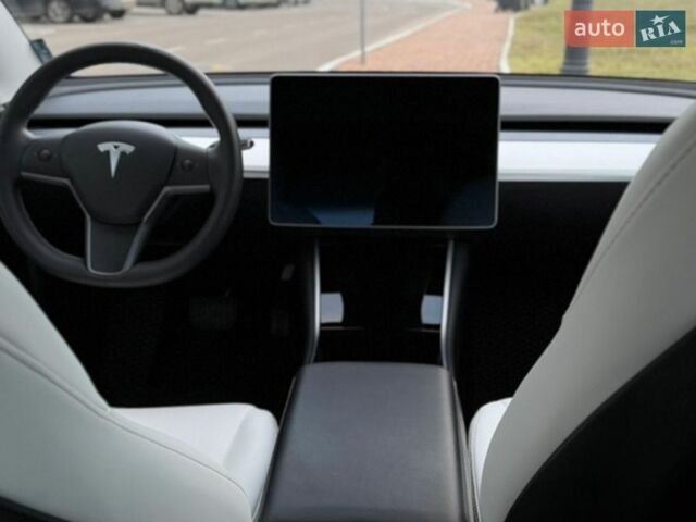 Черный Тесла Модель 3, объемом двигателя 0 л и пробегом 65 тыс. км за 18500 $, фото 5 на Automoto.ua