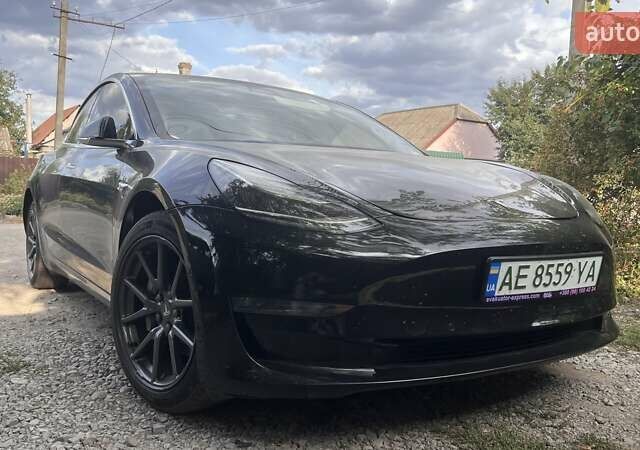 Черный Тесла Модель 3, объемом двигателя 0 л и пробегом 71 тыс. км за 18200 $, фото 1 на Automoto.ua