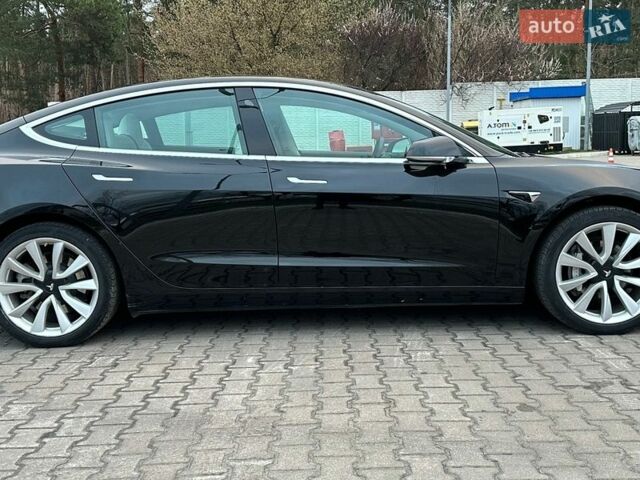 Черный Тесла Модель 3, объемом двигателя 0 л и пробегом 80 тыс. км за 18500 $, фото 3 на Automoto.ua