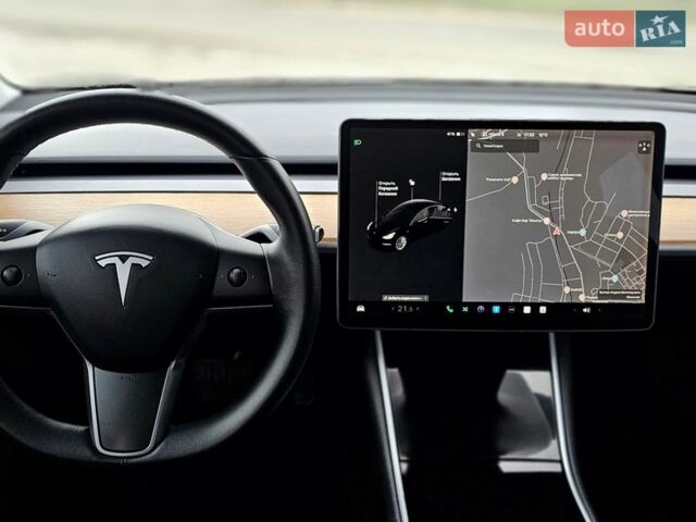 Чорний Тесла Модель 3, об'ємом двигуна 0 л та пробігом 125 тис. км за 17899 $, фото 33 на Automoto.ua