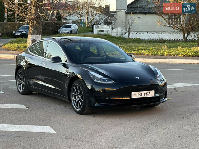 Черный Тесла Модель 3, объемом двигателя 0 л и пробегом 150 тыс. км за 18500 $, фото 1 на Automoto.ua